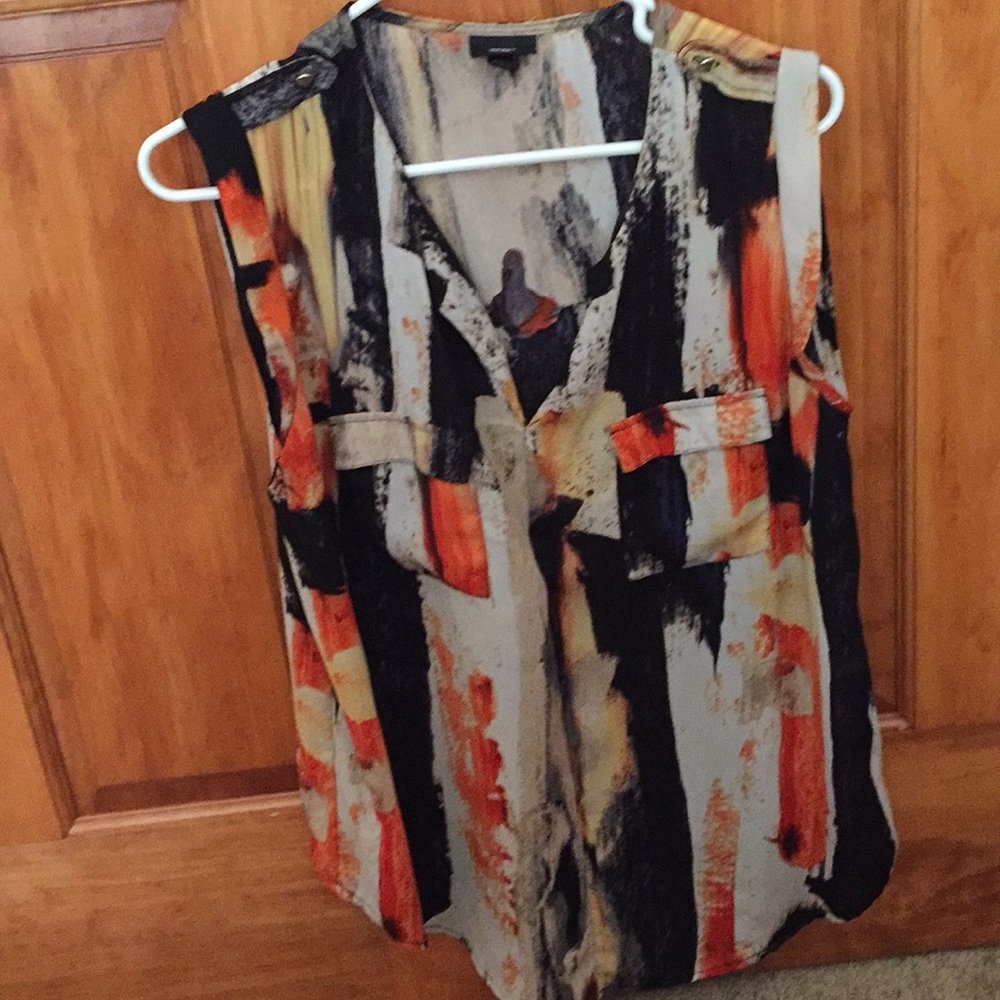 Sleeveless blouse